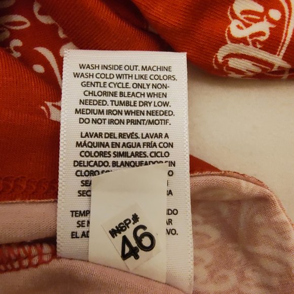 NWT Red Merry Christmas Mock Turtleneck Medium - Picture 6 of 11